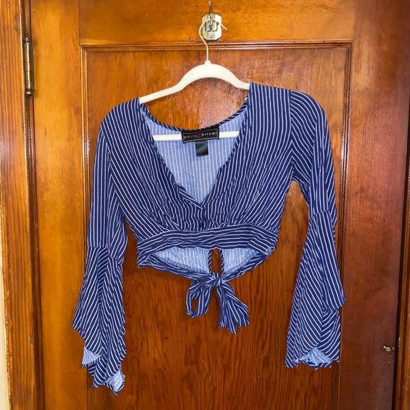 Blouse - Picture 2 of 2